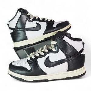 Nike Dunk High 'Vintage Black' Sneakers Black / White DQ8581-100 Women's 8